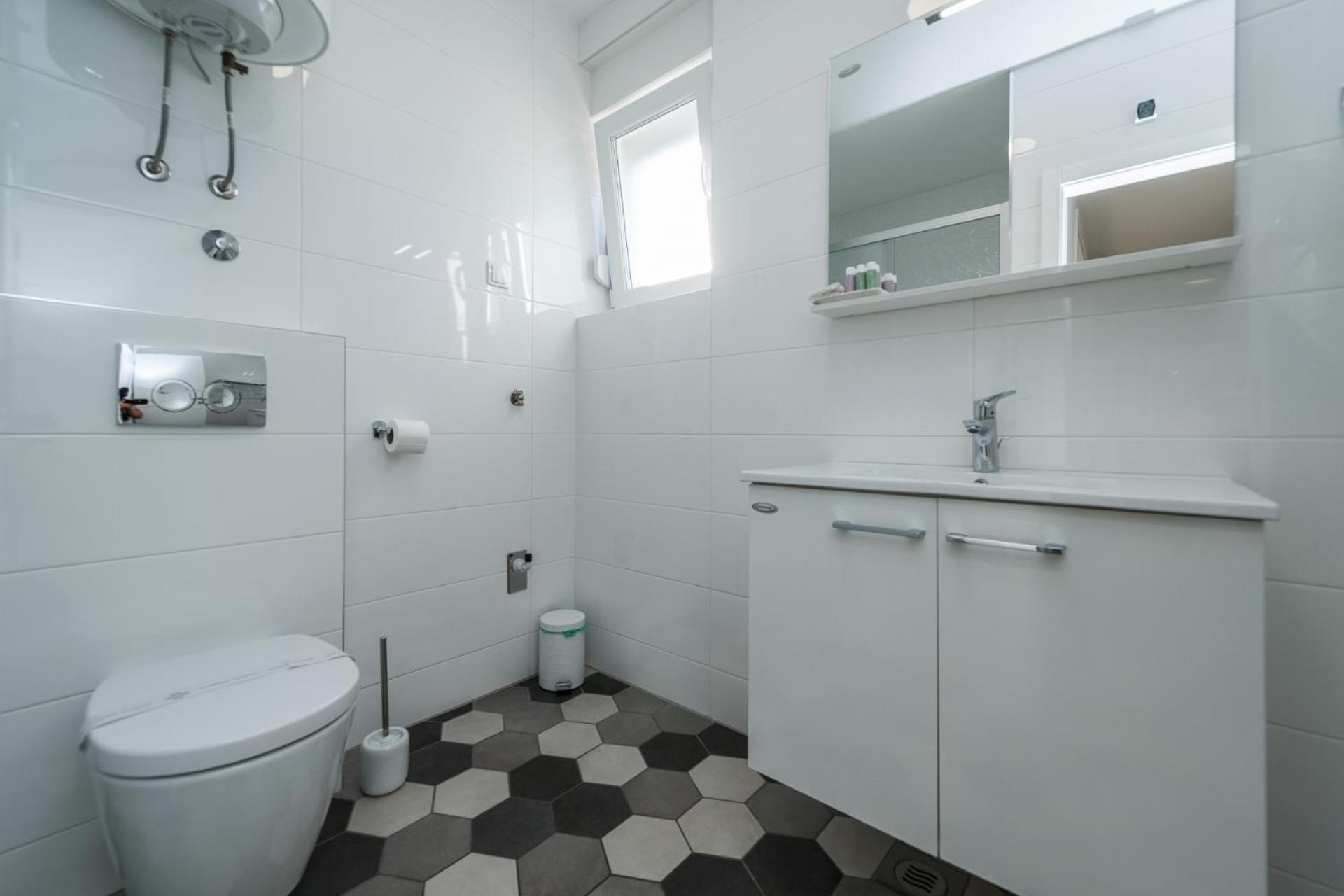 Apartments & Rooms Danivan Pool Villas B Новаля Стая снимка